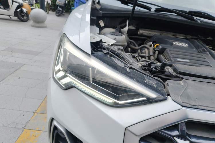 Used Audi Q3 2021 35 TFSI Progressive Dynamic Edition Right Front Headlight