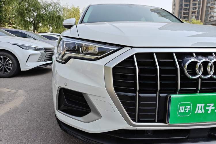 Used Audi Q3 2021 35 TFSI Advanced Style Edition Right Front Headlight