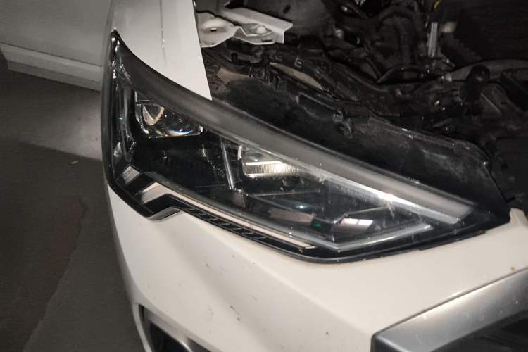 Used Audi Q3 2021 35 TFSI Fashion Dynamic Model Right Front Headlight