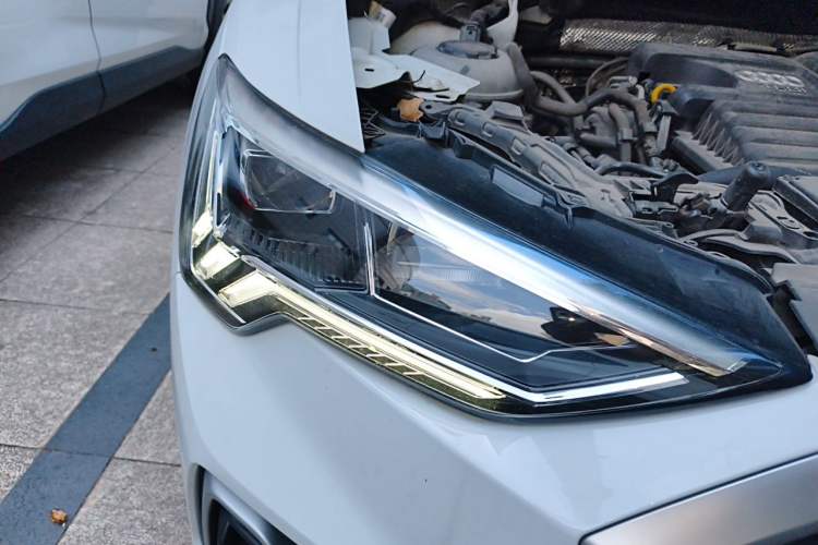 Used Audi Q3 2021 35 TFSI Progressive Dynamic Edition Right Front Headlight