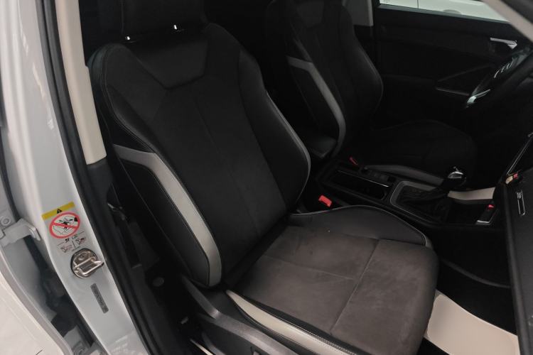 Used Audi Q3 2021 35 TFSI Progressive Dynamic Edition Right Front Seat