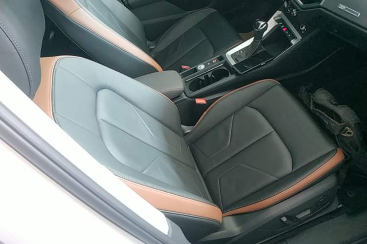 Used Audi Q3 2021 35 TFSI Fashionable and Elegant Model Right Front Seat