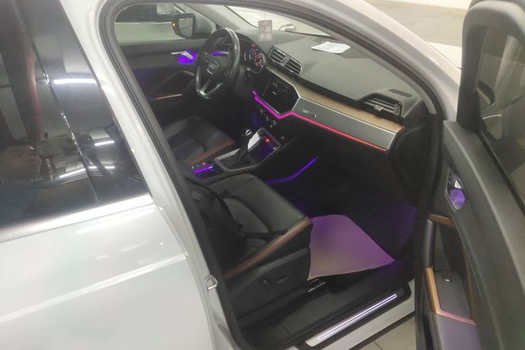 Used Audi Q3 2021 35 TFSI Fashionable and Elegant Model Right Front Seat