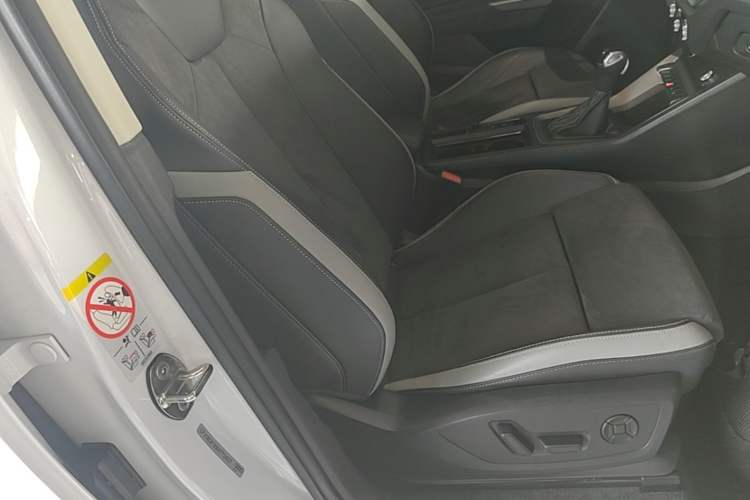 Used Audi Q3 2021 35 TFSI Fashion Dynamic Model Right Front Seat