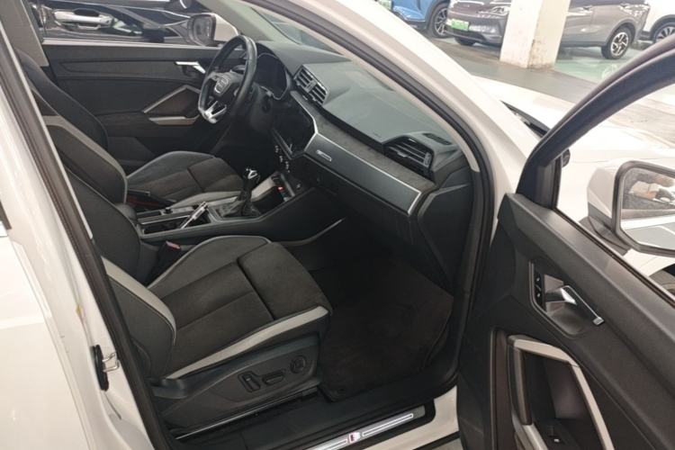 Used Audi Q3 2021 35 TFSI Fashion Dynamic Model Right Front Seat