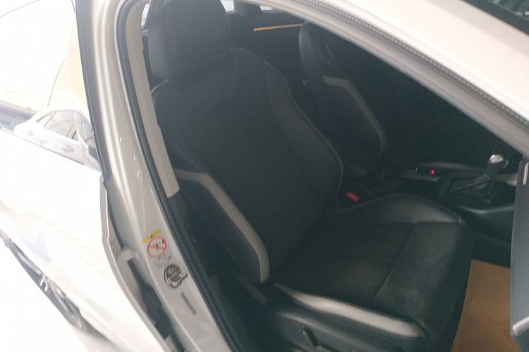 Used Audi Q3 2021 45 TFSI quattro Fashion Dynamic Model Right Front Seat