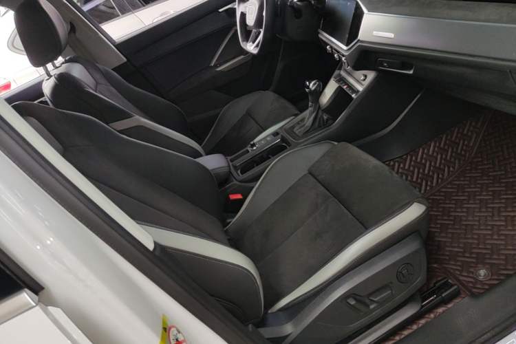 Used Audi Q3 2021 35 TFSI Fashion Dynamic Model Right Front Seat