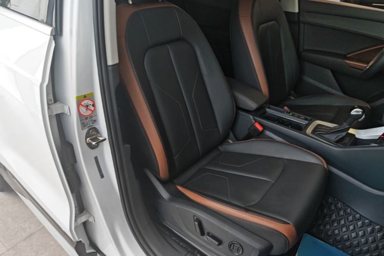 Used Audi Q3 2021 35 TFSI Fashionable and Elegant Model Right Front Seat