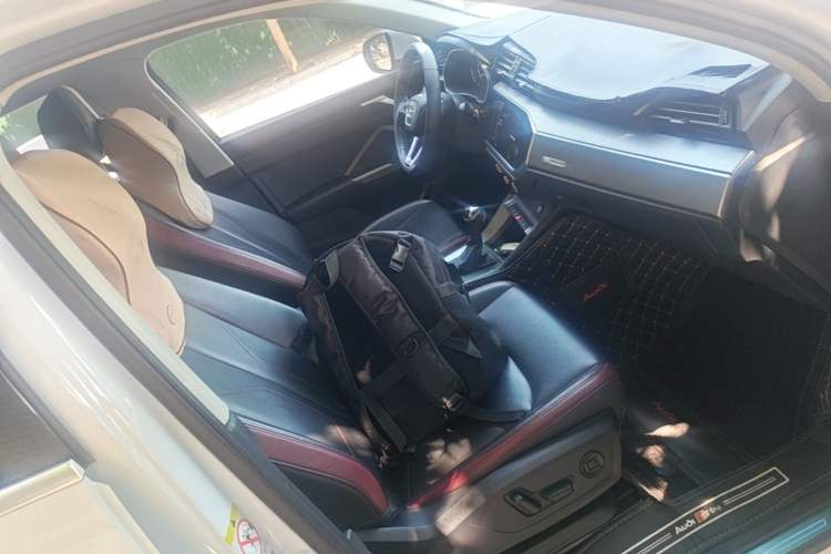 Used Audi Q3 2021 35 TFSI Fashionable and Elegant Model Right Front Seat