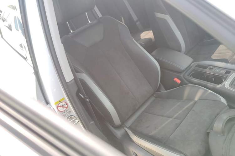 Used Audi Q3 2021 35 TFSI Fashion Dynamic Model Right Front Seat