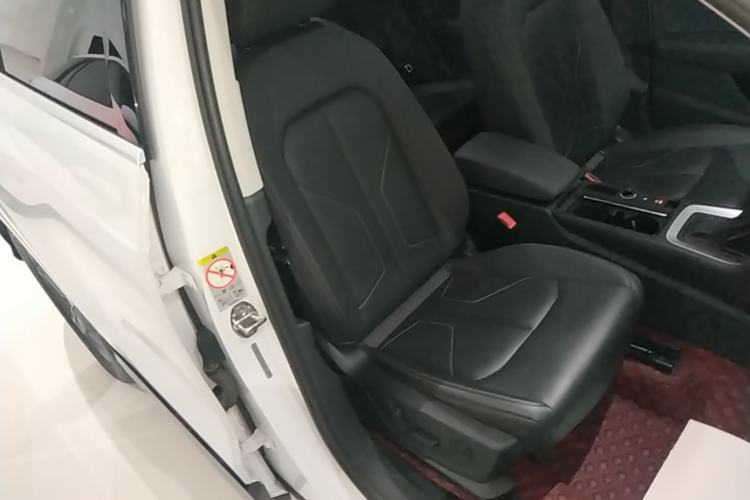 Used Audi Q3 2021 35 TFSI Advanced Style Edition Right Front Seat