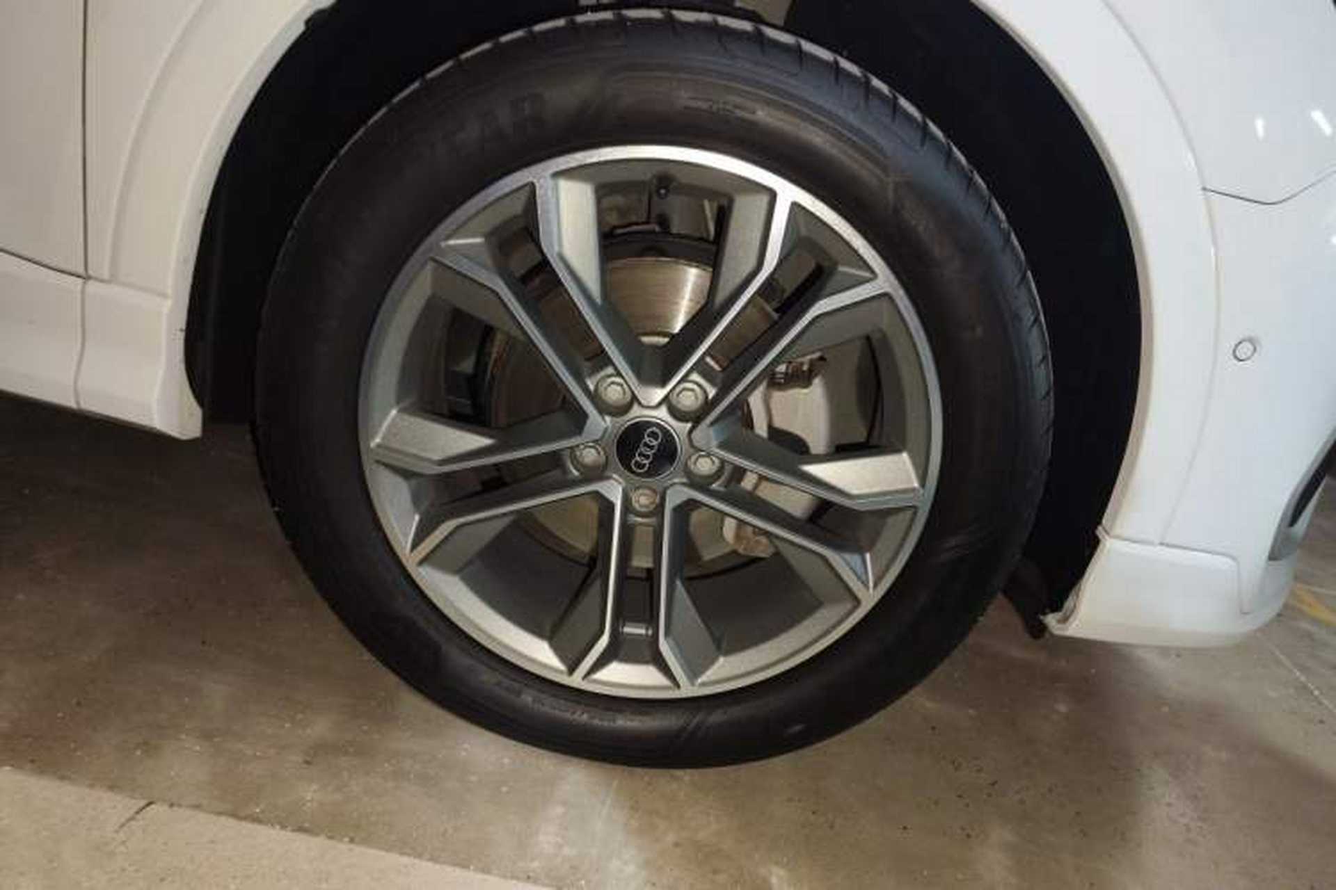 Used Audi Q3 2021 40 TFSI Fashion Dynamic Model Right Front Wheel Hub