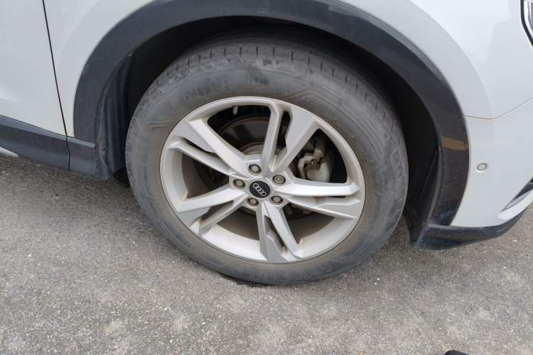 Used Audi Q3 2021 35 TFSI Fashionable and Elegant Model Right Front Wheel Hub