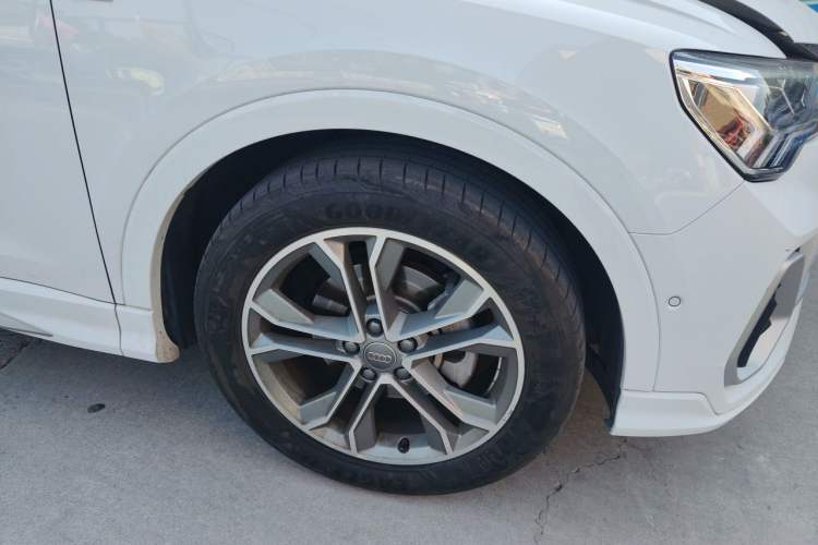 Used Audi Q3 2021 40 TFSI Fashion Dynamic Model Right Front Wheel Hub