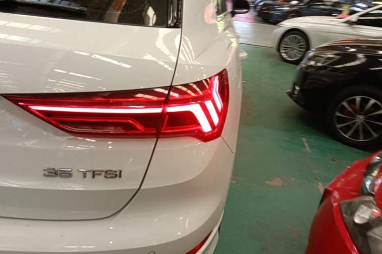 Used Audi Q3 2021 35 TFSI Fashion Dynamic Model Right Rear Taillight