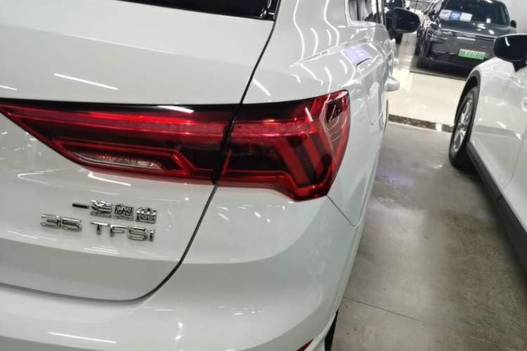 Used Audi Q3 2021 35 TFSI Fashion Dynamic Model Right Rear Taillight