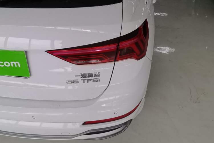Used Audi Q3 2021 35 TFSI Progressive Dynamic Edition Right Rear Taillight