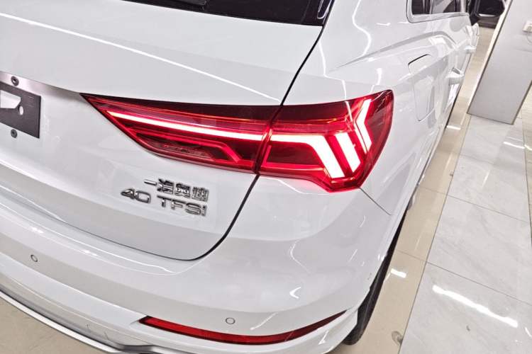 Used Audi Q3 2021 40 TFSI Fashion Dynamic Model Right Rear Taillight