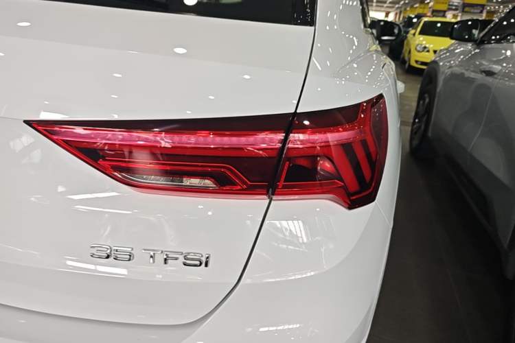 Used Audi Q3 2021 35 TFSI Fashion Dynamic Model Right Rear Taillight