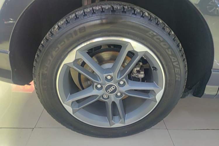 Used Audi Q3 2021 35 TFSI Advanced Style Edition Right Rear Wheel Hub
