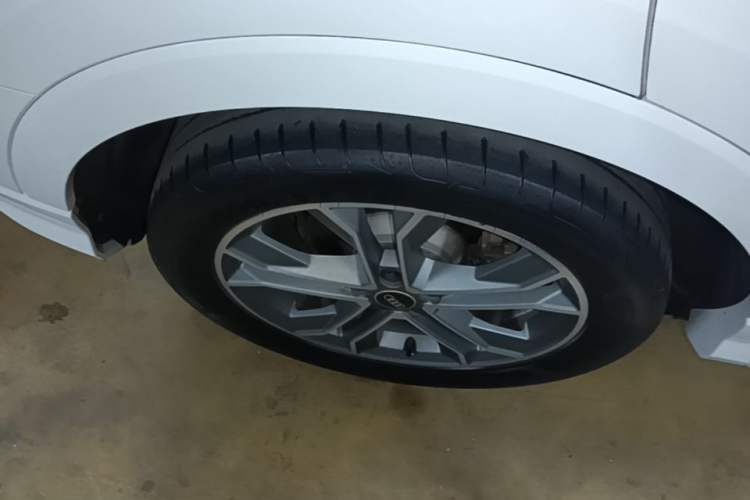 Used Audi Q3 2021 40 TFSI Fashion Dynamic Model Right Rear Wheel Hub