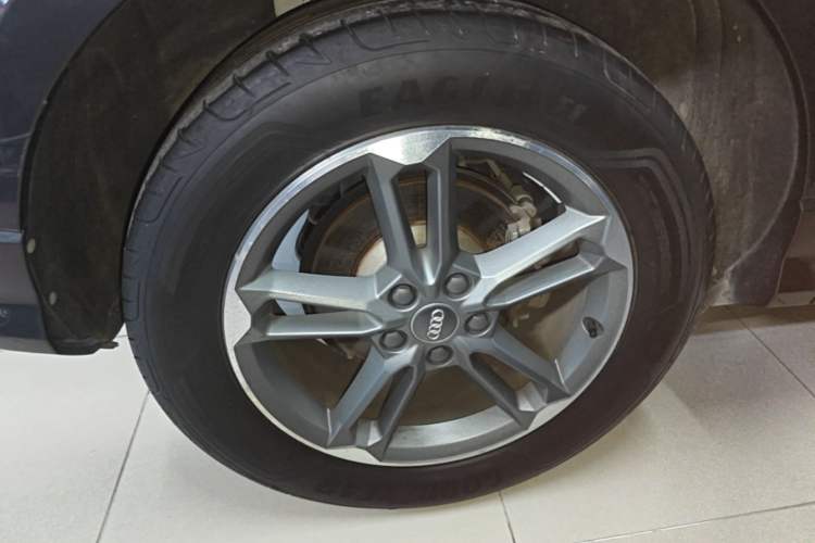 Used Audi Q3 2021 35 TFSI Advanced Style Edition Right Rear Wheel Hub