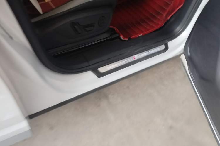 Used Audi Q3 2021 35 TFSI Fashion Dynamic Model Right Side Sill