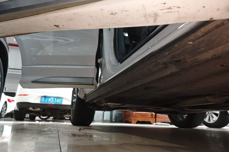 Used Audi Q3 2021 35 TFSI Progressive Dynamic Edition Right Side Sill