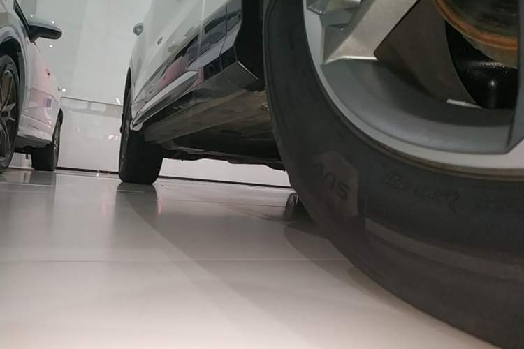 Used Audi Q3 2021 35 TFSI Advanced Style Edition Right Side Sill
