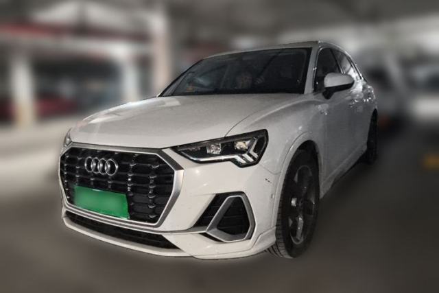 Used Audi Q3 2021 35 TFSI Fashion Dynamic Model