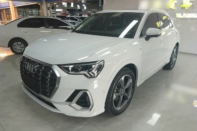 Used Audi Q3 2021 35 TFSI Fashion Dynamic Model