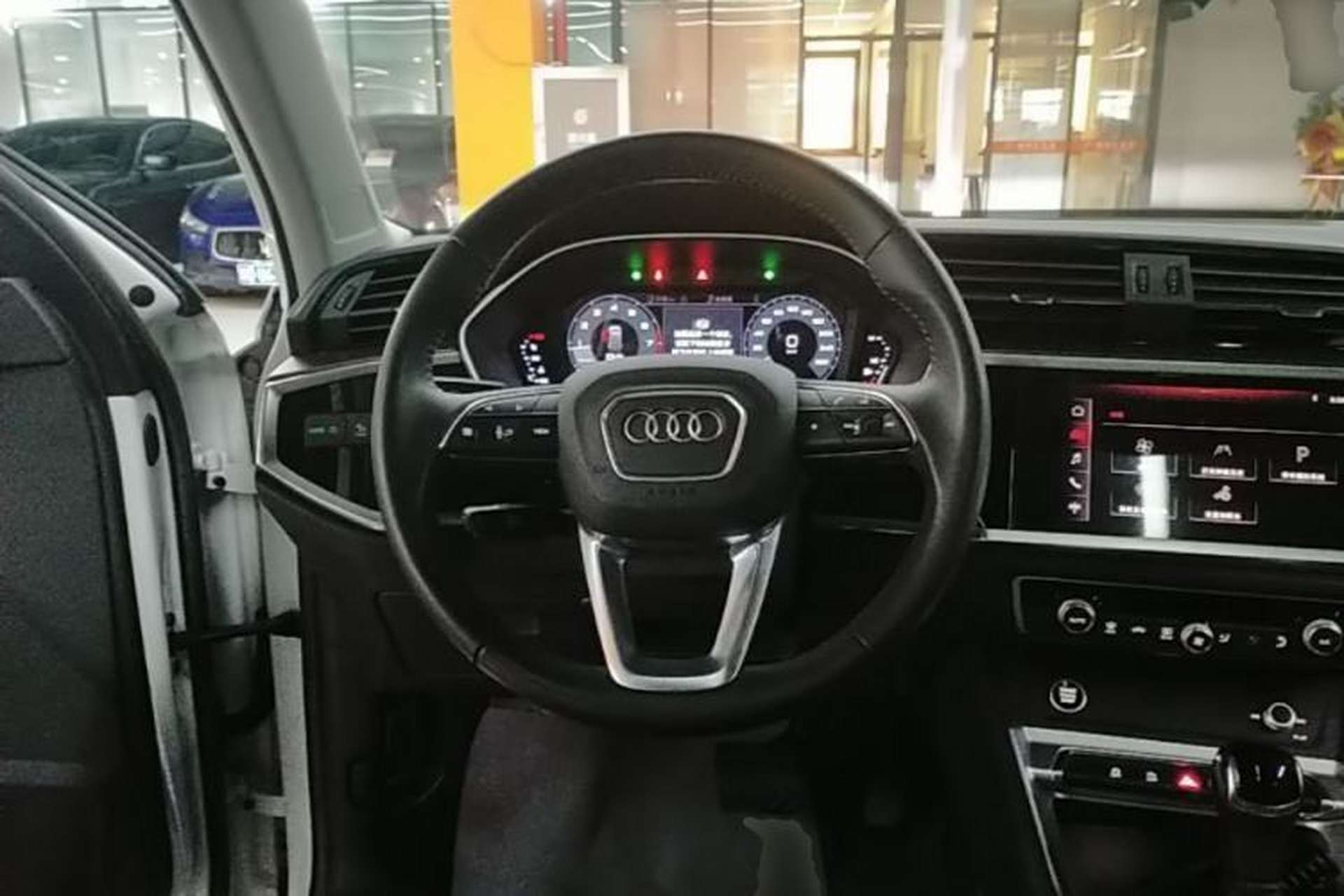 Used Audi Q3 2021 35 TFSI Fashionable and Elegant Model Steering Wheel