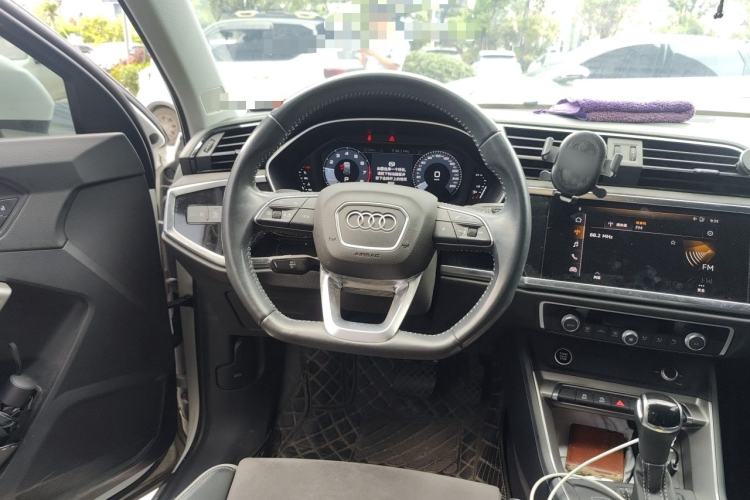 Used Audi Q3 2021 35 TFSI Fashion Dynamic Model Steering Wheel