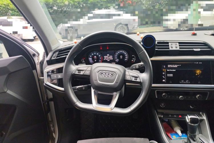 Used Audi Q3 2021 35 TFSI Fashion Dynamic Model Steering Wheel