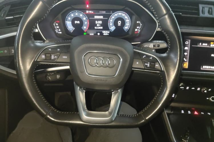Used Audi Q3 2021 35 TFSI Fashion Dynamic Model Steering Wheel