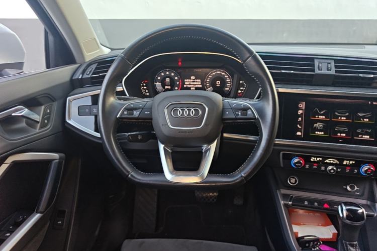 Used Audi Q3 2021 35 TFSI Fashion Dynamic Model Steering Wheel