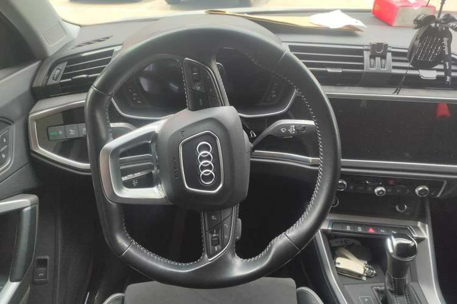 Used Audi Q3 2021 35 TFSI Fashion Dynamic Model Steering Wheel