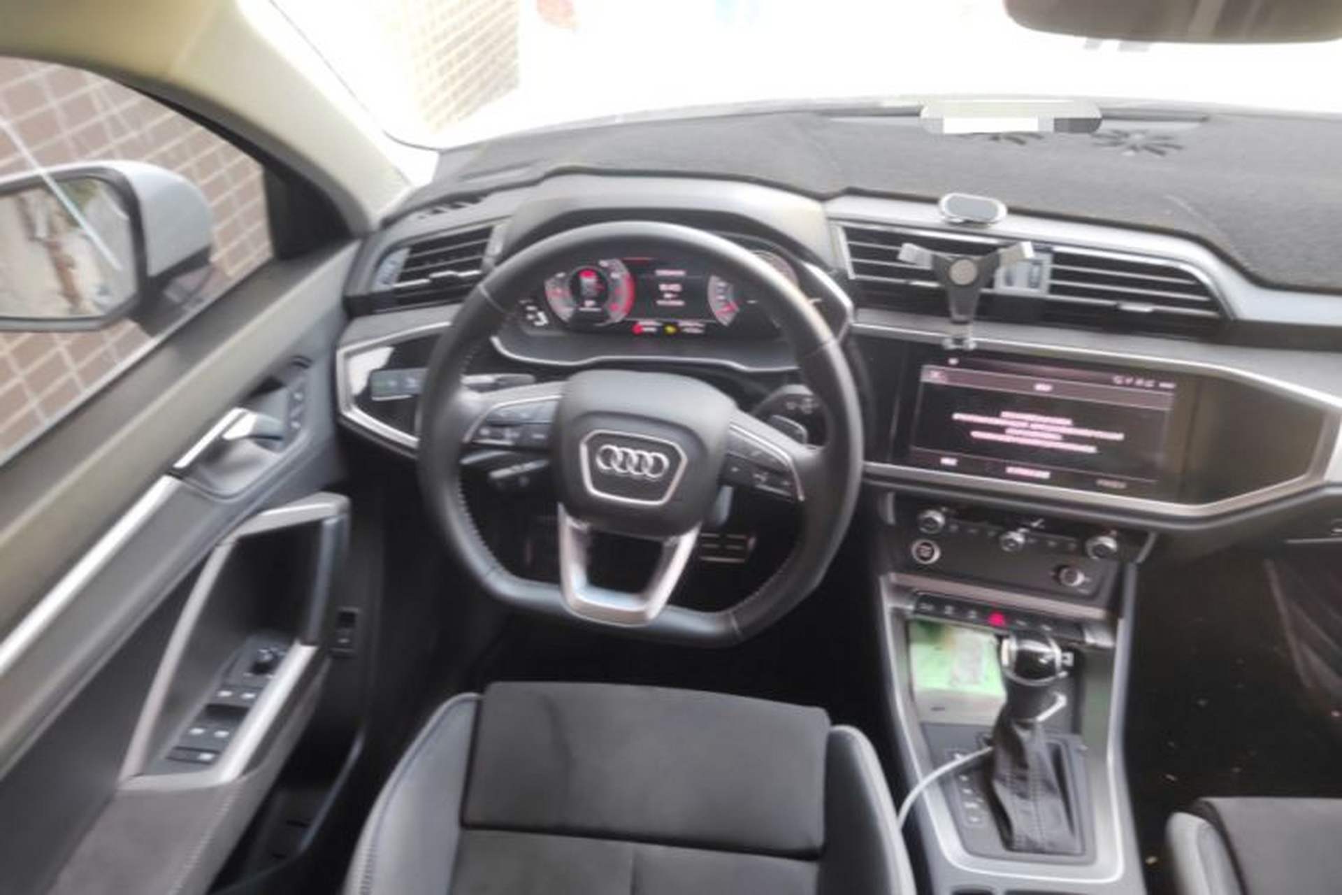 Used Audi Q3 2021 40 TFSI Fashion Dynamic Model Steering Wheel
