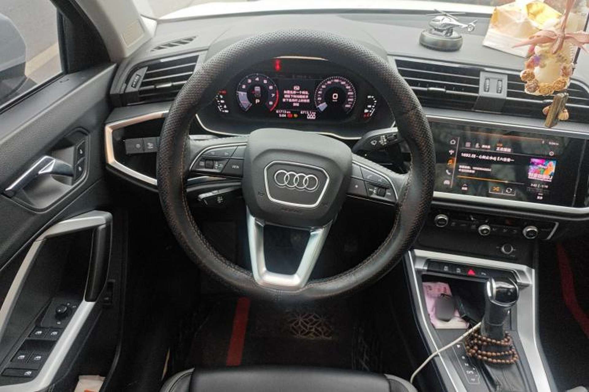 Used Audi Q3 2021 35 TFSI Advanced Style Edition Steering Wheel