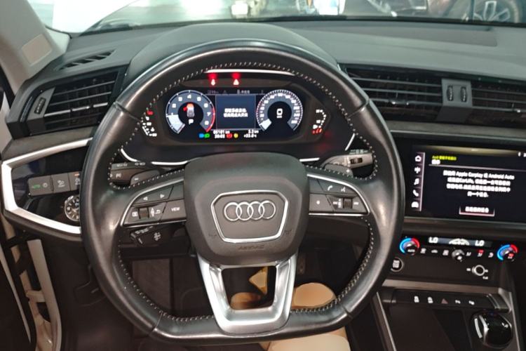 Used Audi Q3 2021 35 TFSI Fashion Dynamic Model Steering Wheel
