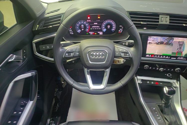 Used Audi Q3 2021 35 TFSI Advanced Style Edition Steering Wheel