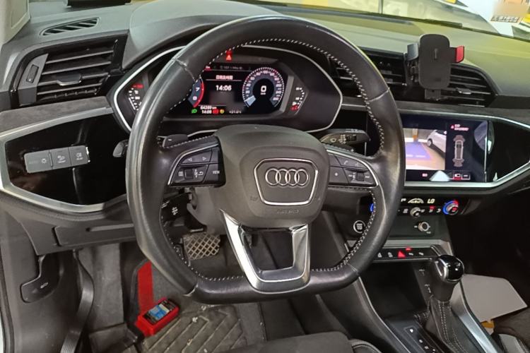 Used Audi Q3 2021 35 TFSI Fashion Dynamic Model Steering Wheel
