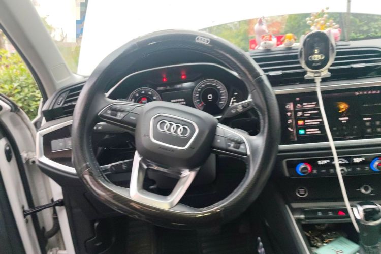 Used Audi Q3 2021 35 TFSI Fashion Dynamic Model Steering Wheel