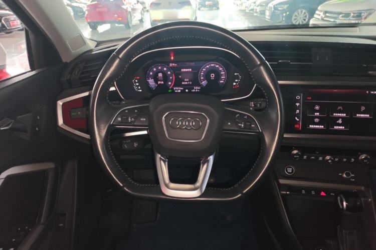 Used Audi Q3 2021 35 TFSI Fashion Dynamic Model Steering Wheel