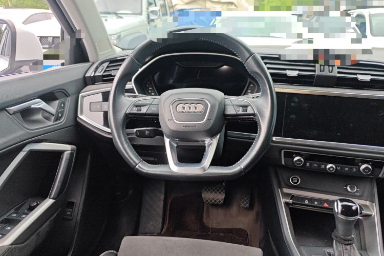 Used Audi Q3 2021 35 TFSI Fashion Dynamic Model Steering Wheel