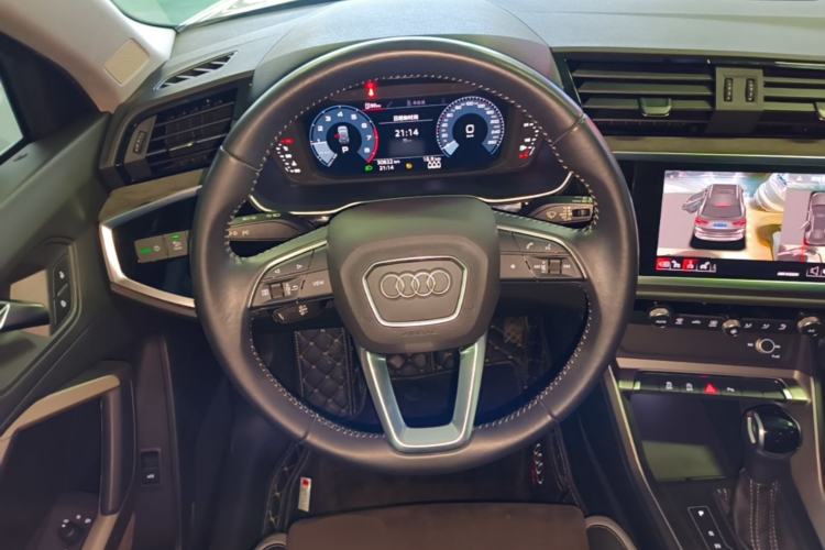 Used Audi Q3 2021 35 TFSI Progressive Dynamic Edition Steering Wheel