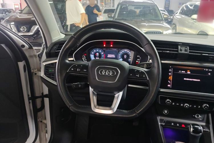 Used Audi Q3 2021 35 TFSI Fashion Dynamic Model Steering Wheel