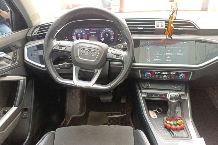Used Audi Q3 2021 35 TFSI Fashion Dynamic Model Steering Wheel