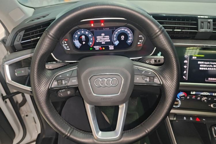 Used Audi Q3 2021 35 TFSI Progressive Dynamic Edition Steering Wheel
