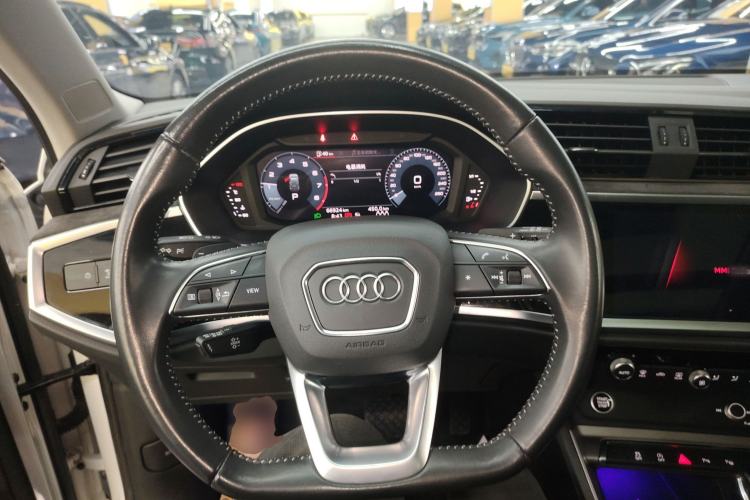 Used Audi Q3 2021 35 TFSI Fashion Dynamic Model Steering Wheel